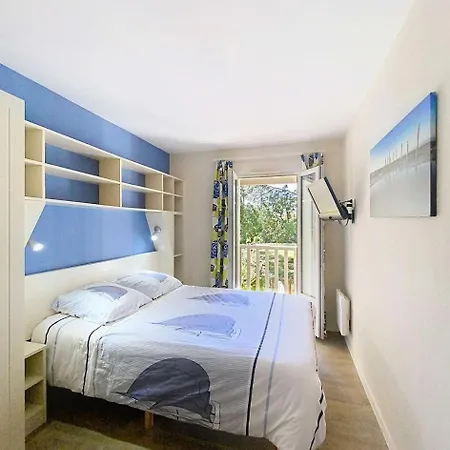 Villa Les Pins - Maison Confort Pour 6 Personnes Dans De Tourisme Familiale Avec Piscine Mae-0923