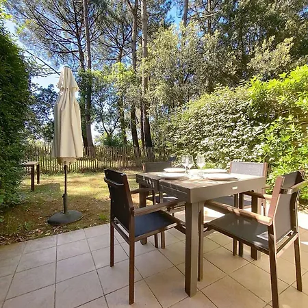Les Pins - Maison Confort Pour 6 Personnes Dans De Tourisme Familiale Avec Piscine Mae-0923 Villa *